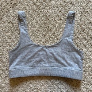Pact Organic Cotton Double Scoop Bra or Workout Top in Light Gray, Size Small